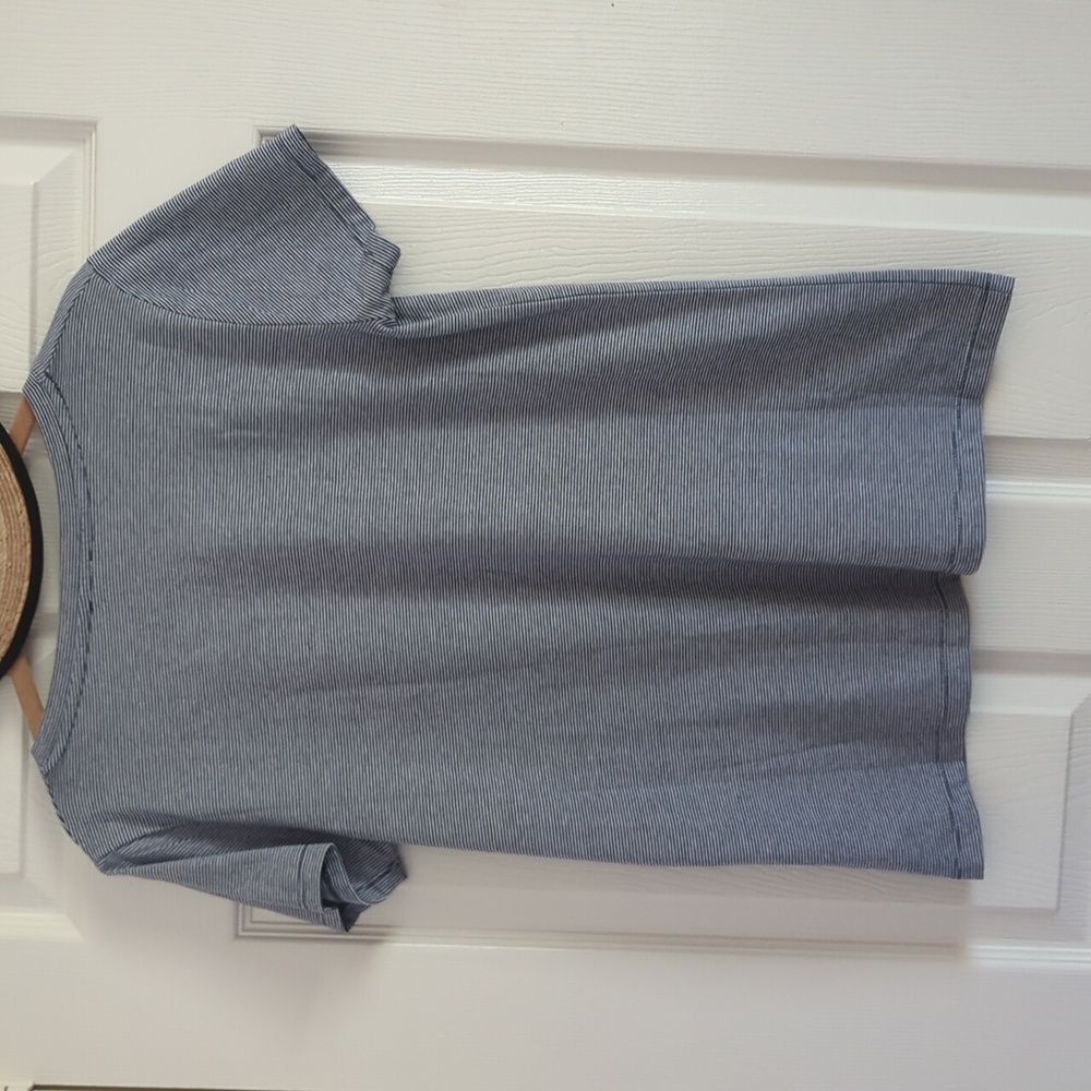 Splendid Ladies Short Sleeve V Neck Tee Narrow Blue &White Stripes XS - Picture 5 of 6